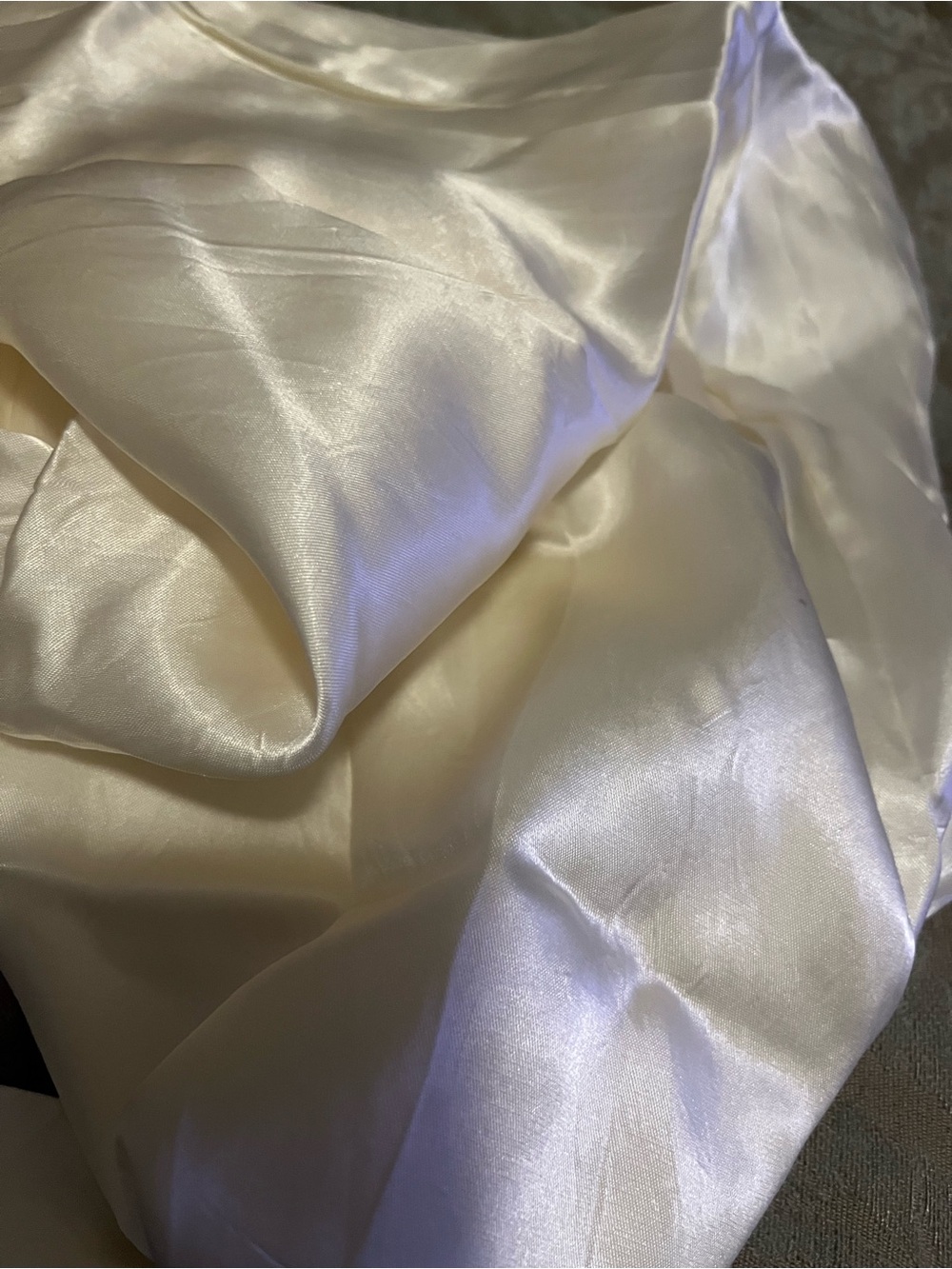Silky Cream Satin King size PC - Luxurious Smooth Finish
